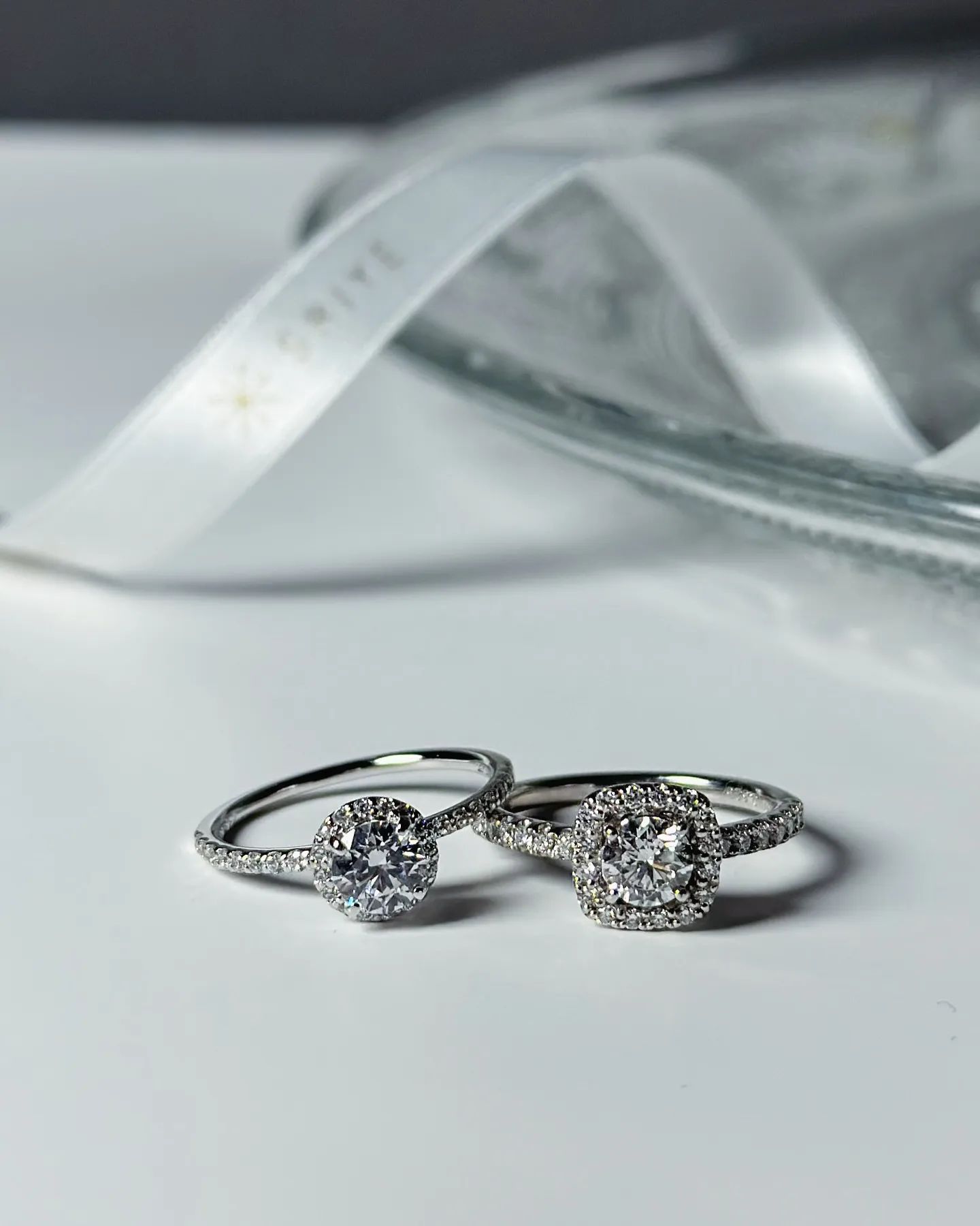 0.5ct クラシカルなエンゲージリング💍